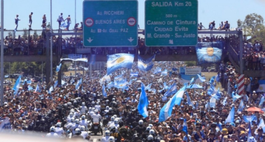 Locura por la Selección: 30 heridos en la caravana por los festejos con los campeones del mundo