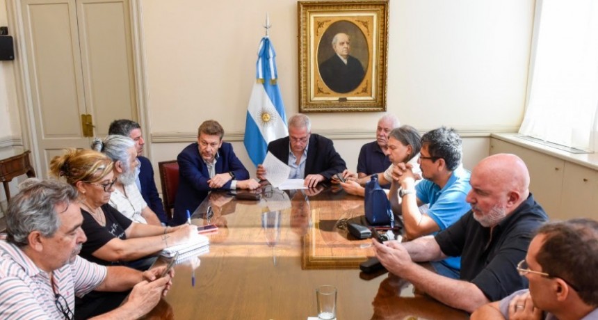   Perczyk acordó una nueva actualización salarial para docentes y nodocentes universitarios