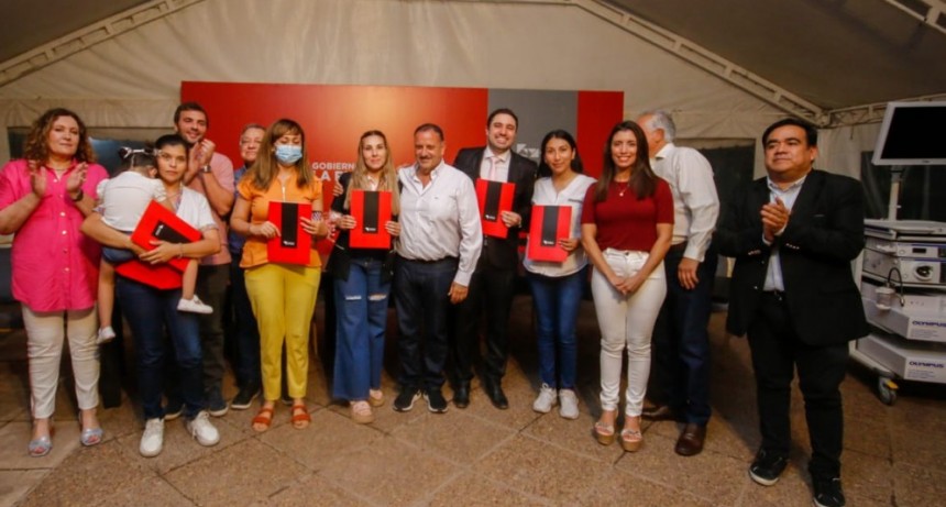    Residentes de hospitales cuentan con planta transitoria en el esquema provincial de salud 