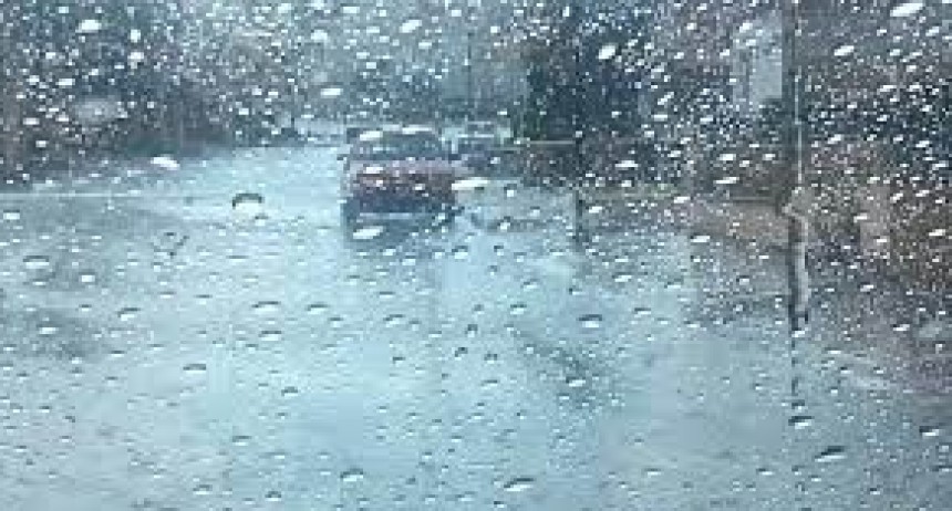 Alerta amarillo por tormentas y granizo en ocho provincias