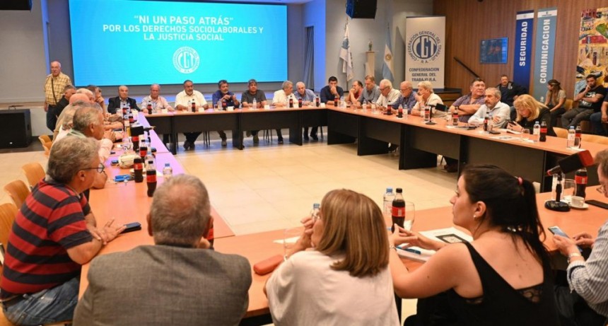 La CGT advirtió que no se quedará 