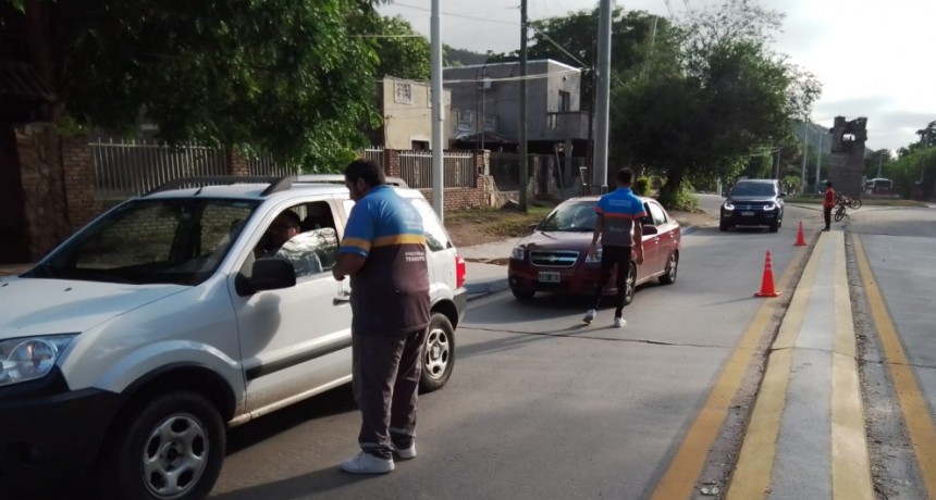 Se realizan controles vehiculares en diferentes puntos de la Ciudad