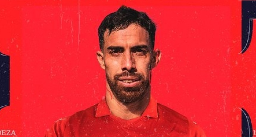 El Rojo presentó a su primer refuerzo pedido por Carlos Tevez para 2024