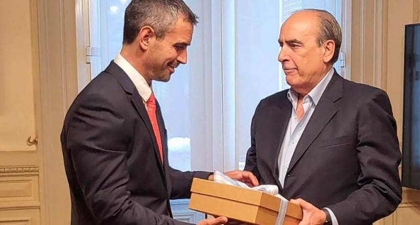 El Proyecto de Ley Ómnibus ya está en el Congreso