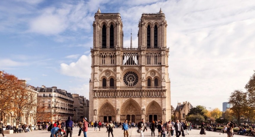 Reabrieron la Catedral de Notre Dame