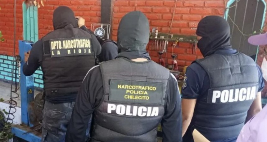 “Vamos a limpiar nuestra fuerza de los delincuentes vestidos de policía