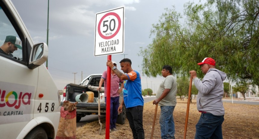 Municipio colocó señalética vial en zona este